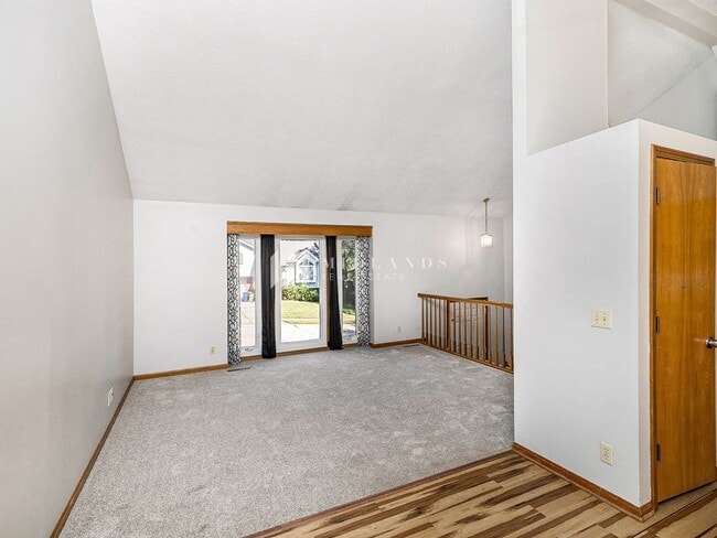 3427 Faye Dr in Bellevue, NE - Building Photo - Building Photo