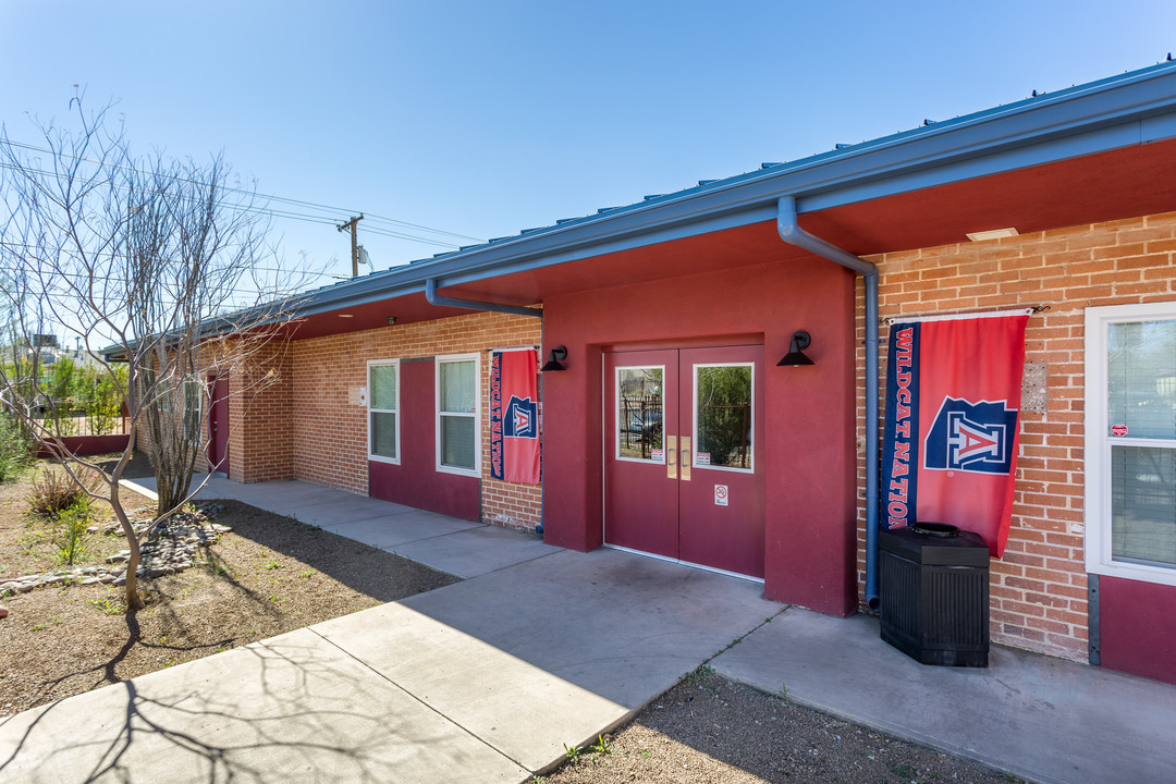 Cherry Park Studios in Tucson, AZ - Foto de edificio