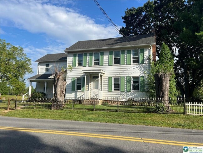 1450 Church Ln in Easton, PA - Building Photo - Building Photo