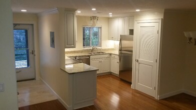 210 Magnolia Rd in Maitland, FL - Foto de edificio - Building Photo