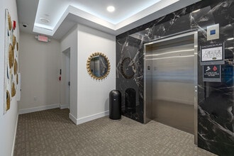 The Gateway @ Dunellen in Dunellen, NJ - Foto de edificio - Interior Photo