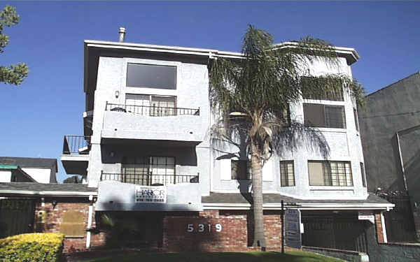 5319 Cartwright Ave in North Hollywood, CA - Building Photo - Building Photo