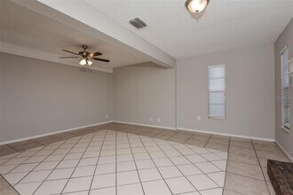 3305 19th Ave W in Bradenton, FL - Building Photo - Building Photo
