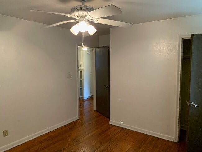 1642 Sharkey St in Tallahassee, FL - Building Photo - Building Photo