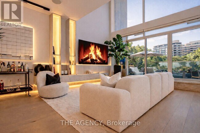 75 Portland St in Toronto, ON - Building Photo - Building Photo