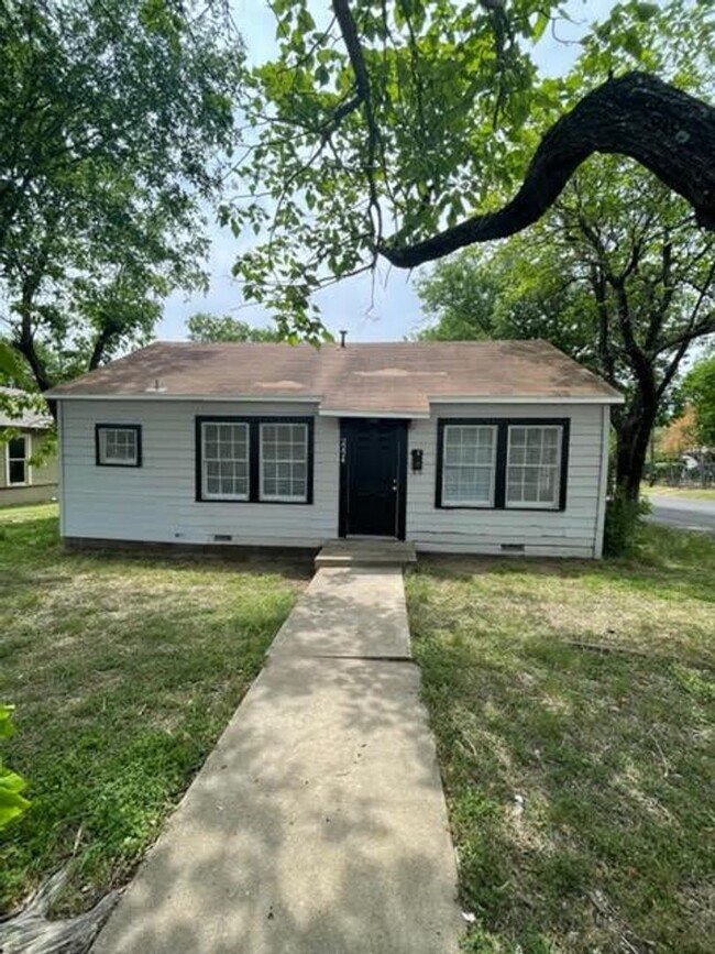 2224 Cumberland Ave in Waco, TX - Building Photo - Building Photo