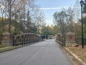 793 Crestwell Cir in Atlanta, GA - Building Photo - Building Photo