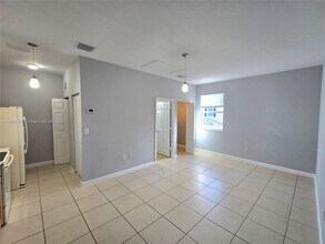 9372 SW 171st Ct in Miami, FL - Building Photo - Building Photo