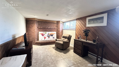 2-18 Coltbridge Crt in Toronto, ON - Building Photo - Building Photo