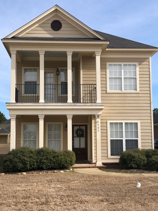 403 Scarlett Cove in Oxford, MS - Building Photo