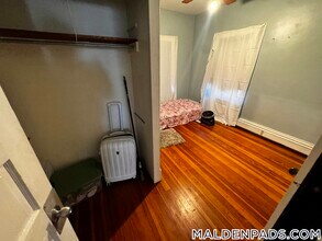 547 Highland Ave-Unit -2 in Malden, MA - Building Photo - Building Photo