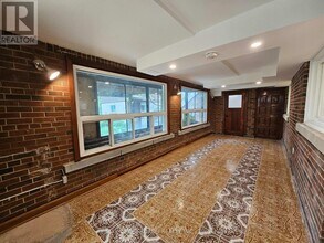 2170B Dufferin St in Toronto, ON - Building Photo - Building Photo