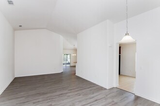 236 Abernathy Cir in Palm Bay, FL - Building Photo - Building Photo