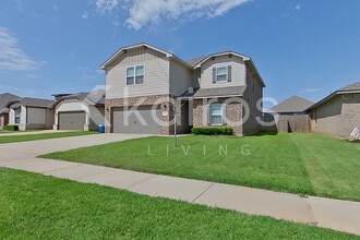 721 St James Pl in Newcastle, OK - Building Photo - Building Photo