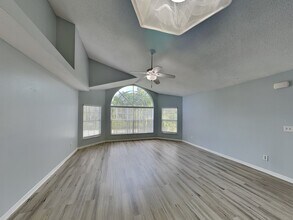 2020 Royal Bay Blvd in Kissimmee, FL - Building Photo - Building Photo