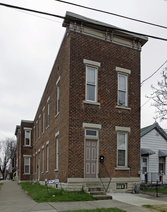 357 E 16th St in Covington, KY - Building Photo