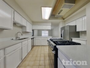 17226 Modbury Dr in Spring, TX - Building Photo - Building Photo