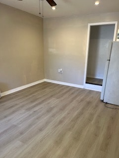 property at 2102 W Huntington Ave