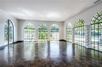 4500 Belfort Pl in Dallas, TX - Building Photo - Building Photo