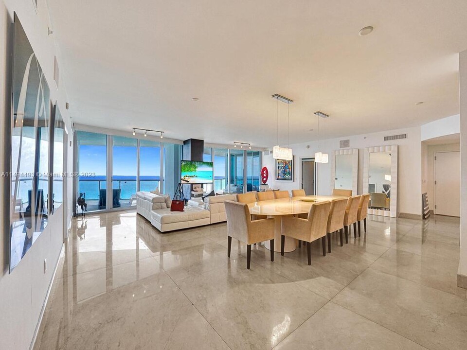 17121 Collins Ave in Sunny Isles Beach, FL - Building Photo