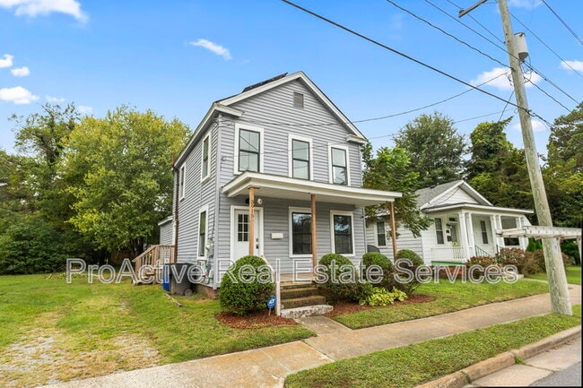 property at 3915 King St