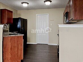 14407 Banister Dr in Noblesville, IN - Foto de edificio - Building Photo