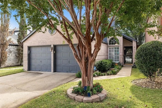 property at 2956 S Bend Dr