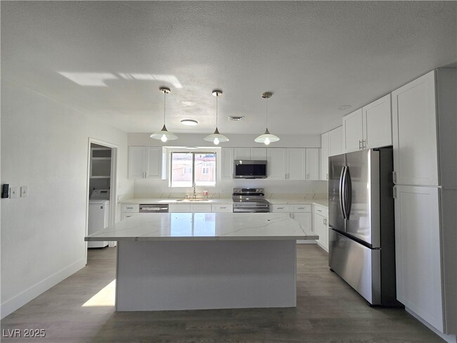4001 Via Vaquero Ave