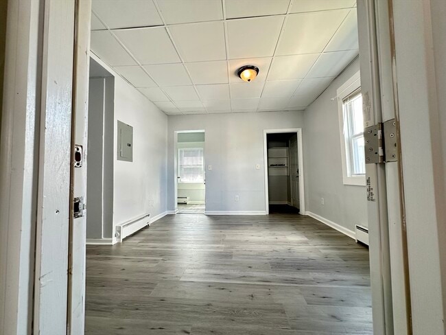 8 Allen St in Worcester, MA - Building Photo - Building Photo