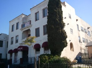 Heliotrope Apartments in Los Angeles, CA - Building Photo - Building Photo