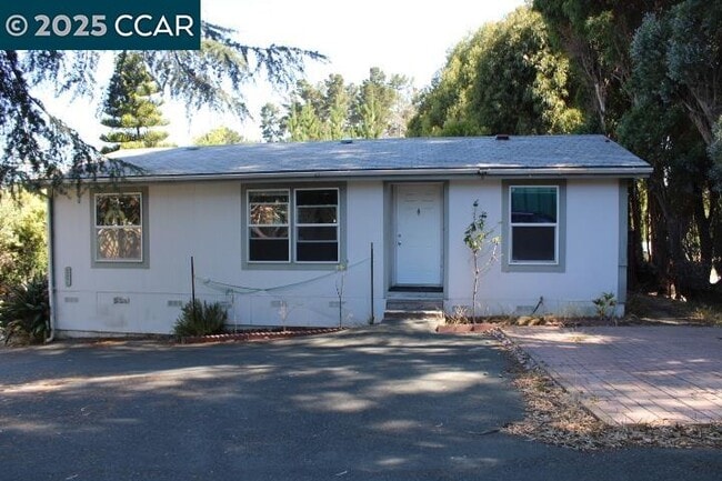 property at 5266 Sunset Dr