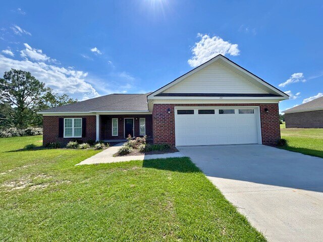 101 Old Auburn Ln in Brooklet, GA - Building Photo