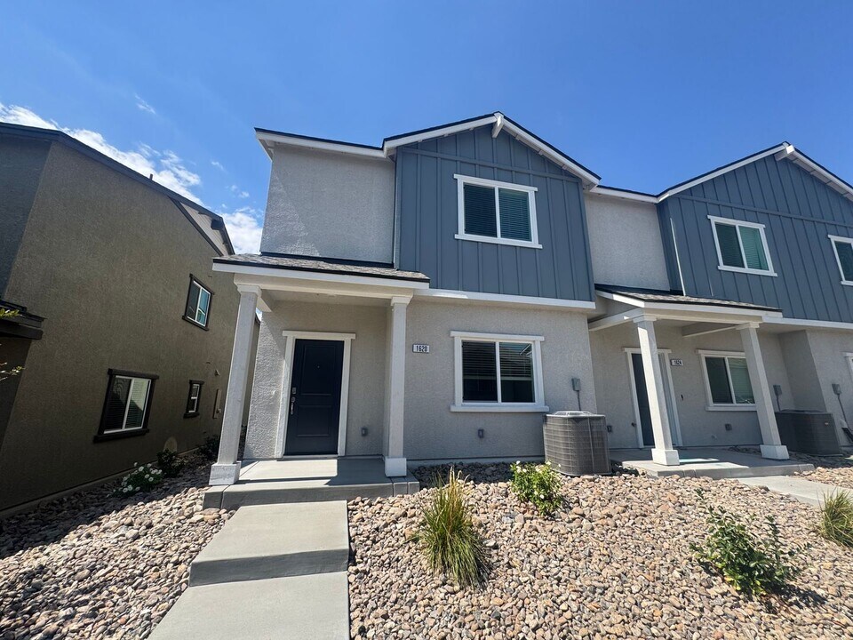 1620 Prancer St in Reno, NV - Building Photo