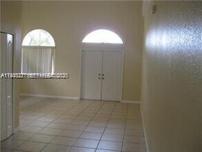 15847 SW 55th Terrace in Miami, FL - Building Photo - Building Photo