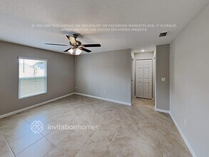 2541 SE Floresta Dr in Port St. Lucie, FL - Foto de edificio - Building Photo