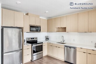 2401 S Jackson St in Seattle, WA - Building Photo - Building Photo
