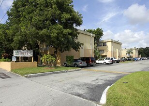 Tree Top Apartments Miami Fl For Rent Building Photo Tree Top Apartments In Miami Florida
