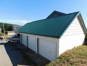 533 Harbor Dr in Port Orford, OR - Building Photo - Other