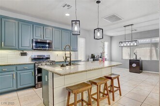 10787 Villa Carlotta Ct in Las Vegas, NV - Building Photo - Building Photo