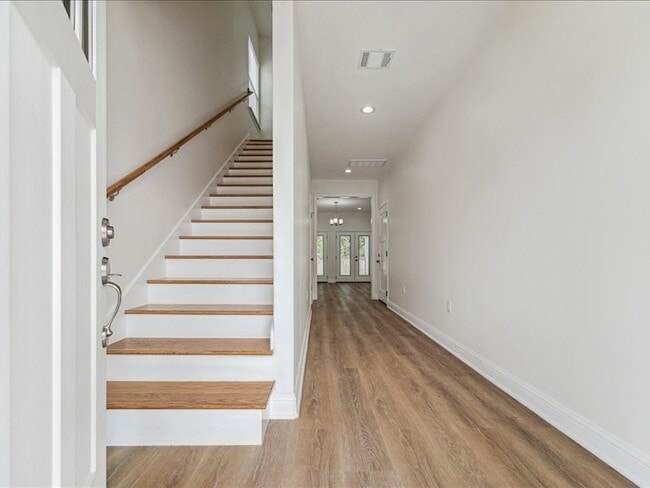 915 E 37th St in Houston, TX - Building Photo - Building Photo