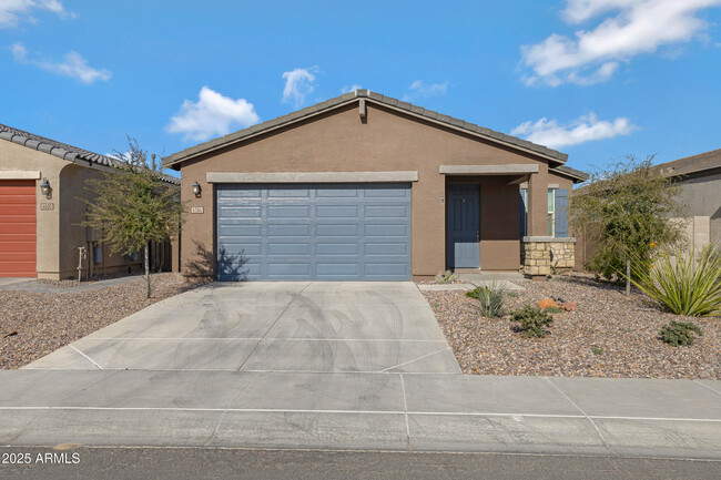 4584 Stickleaf Way in San Tan Valley, AZ - Building Photo - Building Photo