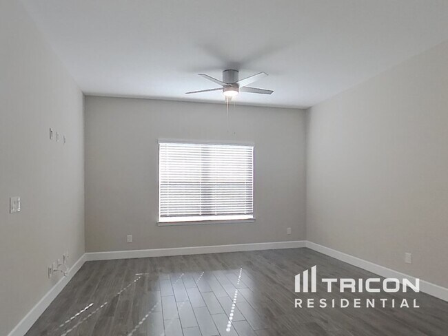 324 Terracotta Terrace in Howey In The Hills, FL - Building Photo - Building Photo
