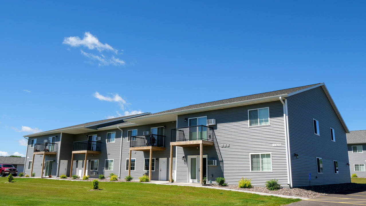 South Ridge Apartments in Medford, WI - Foto de edificio