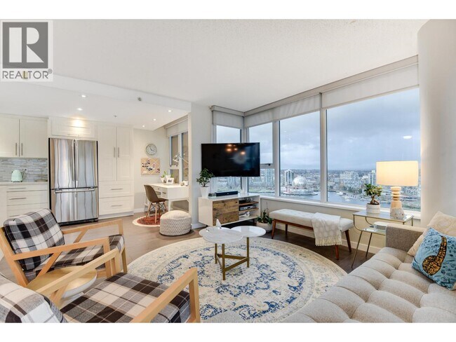property at 33-2833 Smithe St