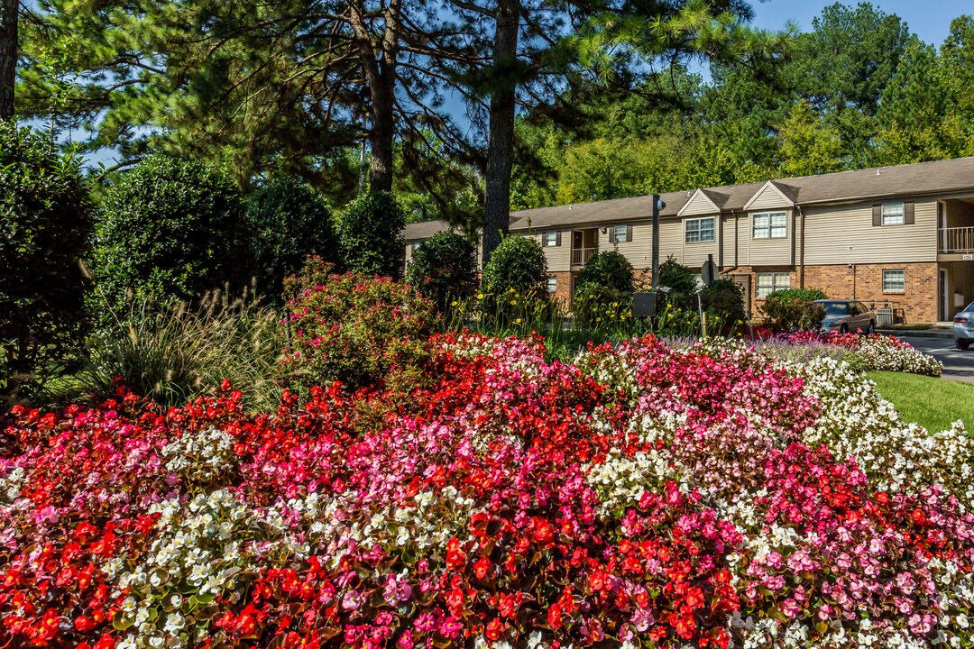 Abington in Memphis, TN - Building Photo