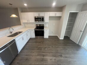 1003 Peony Ln in Youngsville, NC - Building Photo - Building Photo