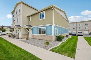 734 E 500 S in American Fork, UT - Building Photo