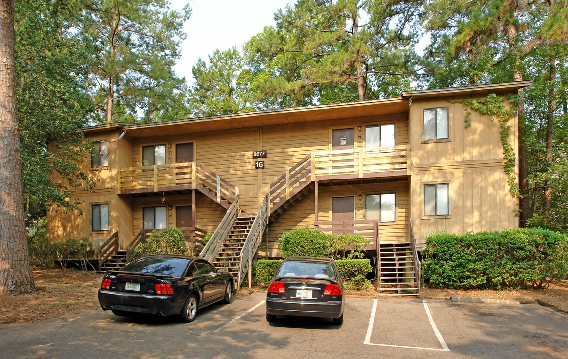 2677 N Point Ln in Tallahassee, FL - Foto de edificio