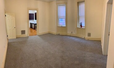 4021 Pine St, Unit 1 in Philadelphia, PA - Foto de edificio - Building Photo