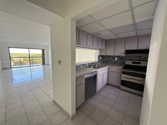 property at 10145 NW 9th St Cir